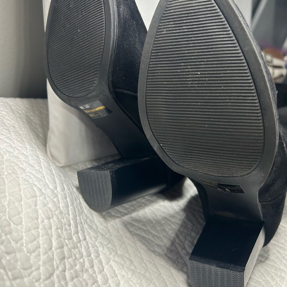 Cupid women’s size 8.5 poll on stretchy over the knee block, heel boot. - Picture 6 of 16